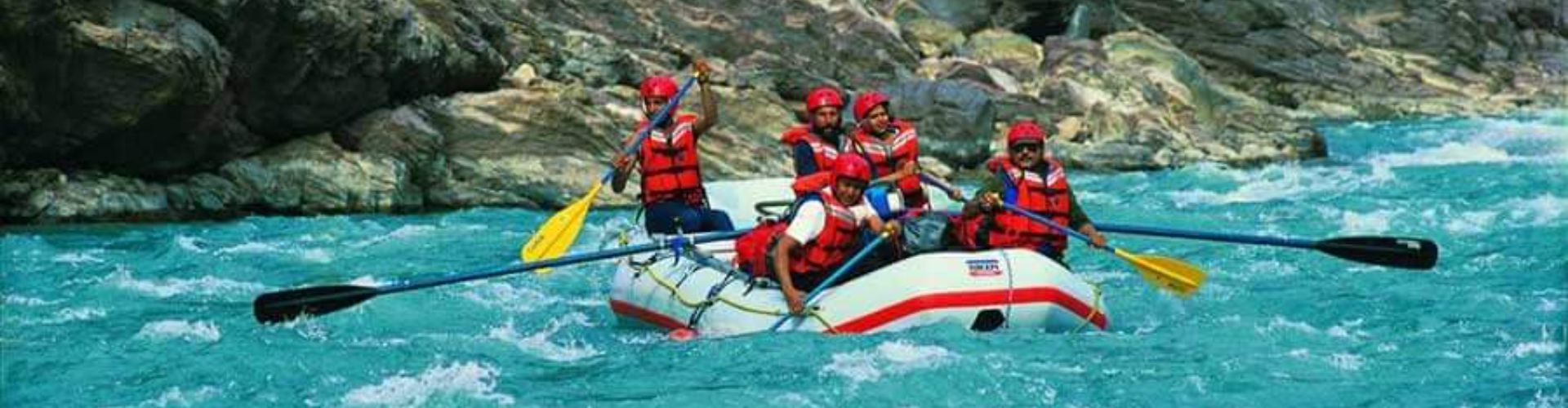 white-water-river-rafting-in-rishikesh